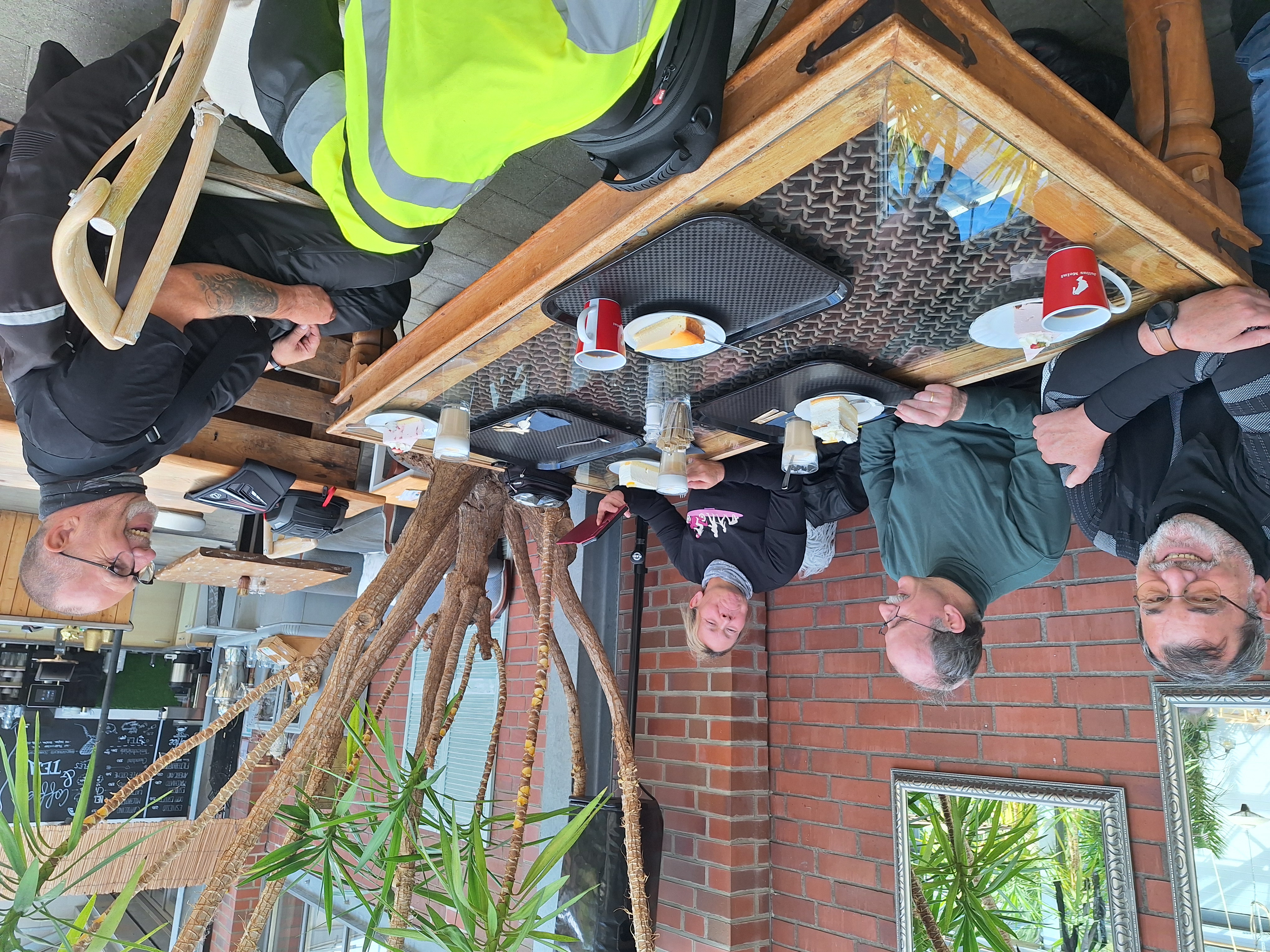 Kaffeetrinken im Palmencafe Hasloh